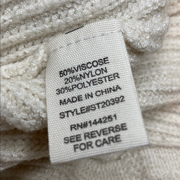 Jessica Simpson Off-White Cable Knit Full Zip Cardigan Sweater Size Large - Picture 5 of 6